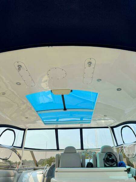 54ft Cruisers Yachts Yacht For Sale