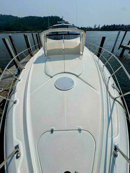 54ft Cruisers Yachts Yacht For Sale