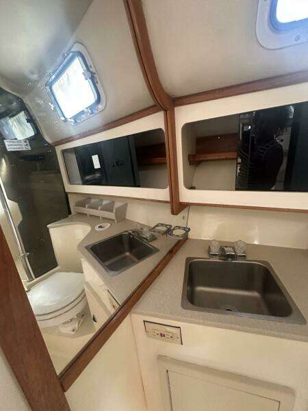 Low Country 31ft Albin Yacht For Sale