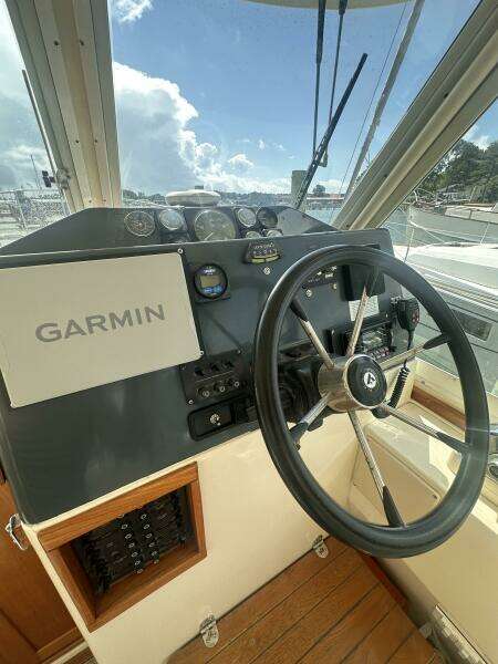Low Country 31ft Albin Yacht For Sale