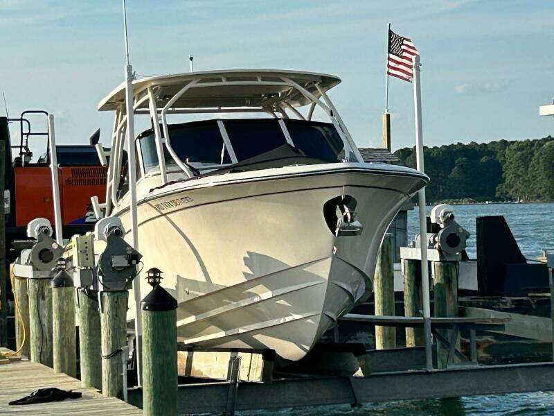 27ft Grady White Yacht For Sale
