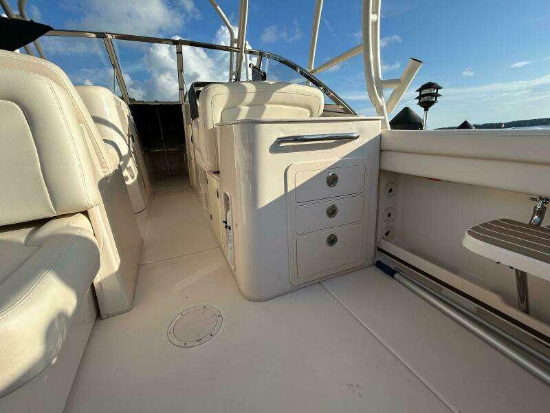27ft Grady White Yacht For Sale