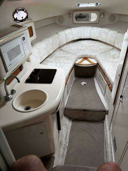 27ft Sea Ray Yacht For Sale