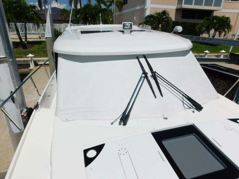 34ft Jeanneau Yacht For Sale