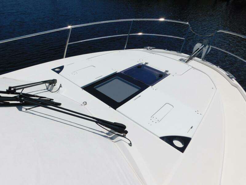 34ft Jeanneau Yacht For Sale