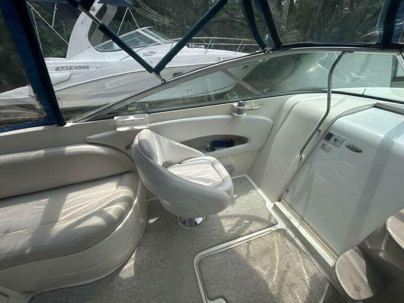 24ft Maxum Yacht For Sale
