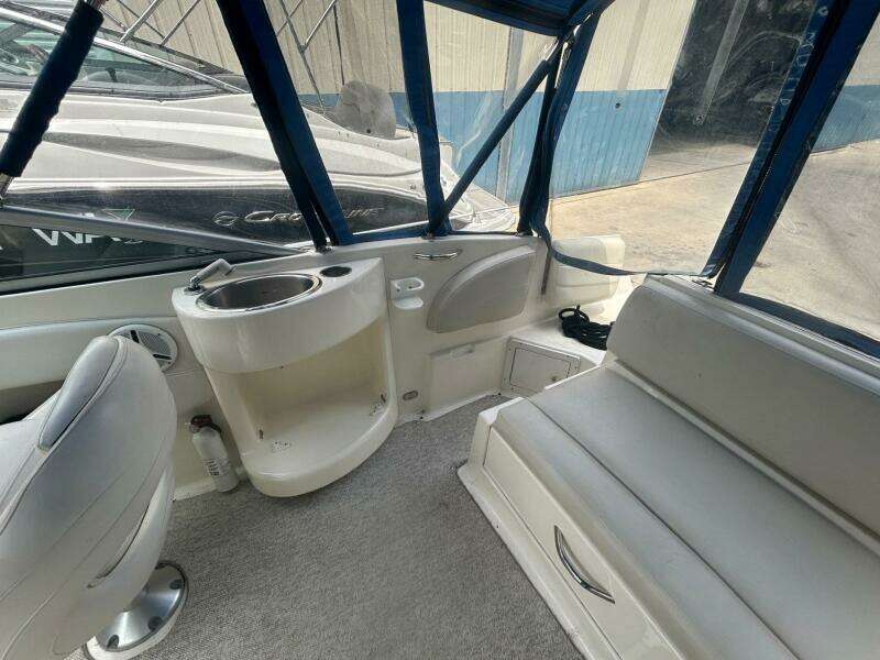 24ft Maxum Yacht For Sale