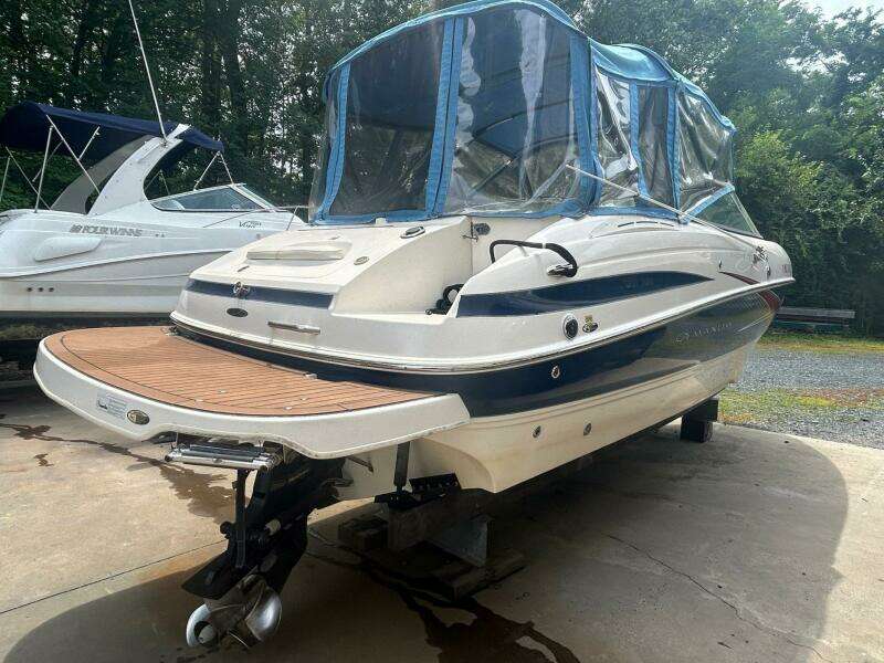 24ft Maxum Yacht For Sale