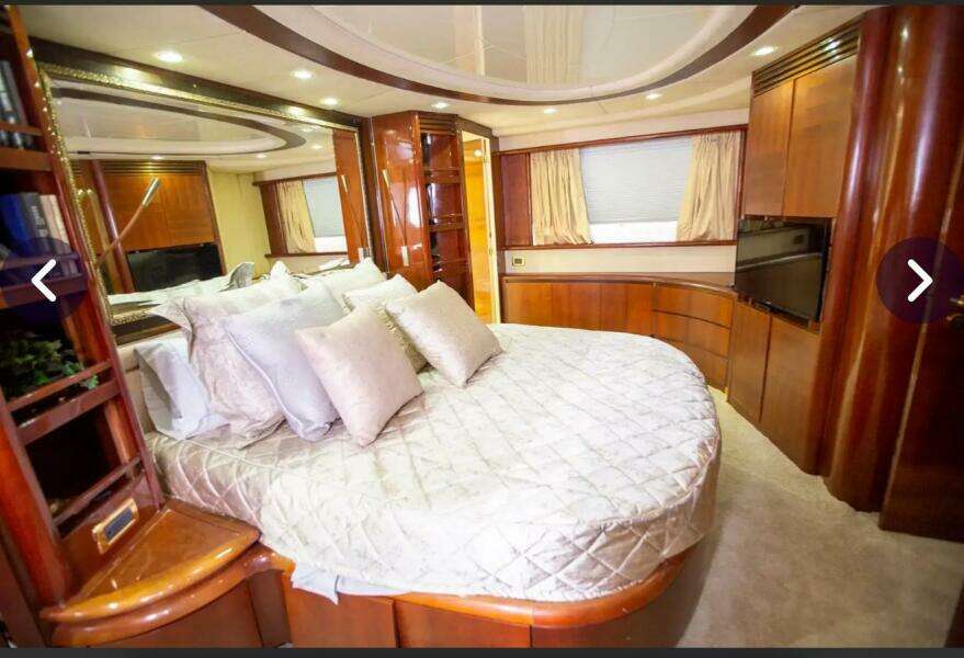74ft Azimut Yacht For Sale