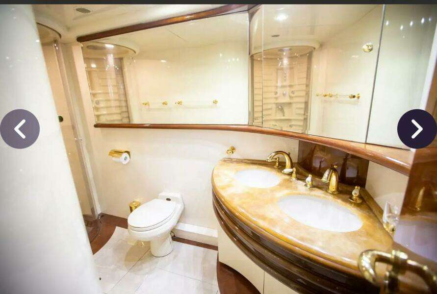74ft Azimut Yacht For Sale