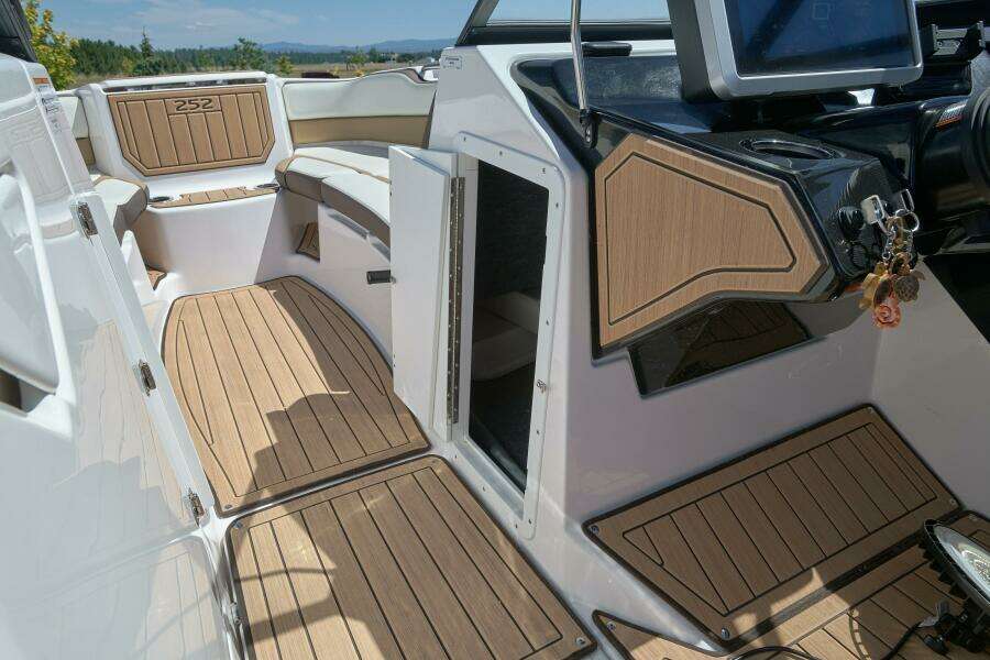 25ft Yamaha Boats Yacht For Sale