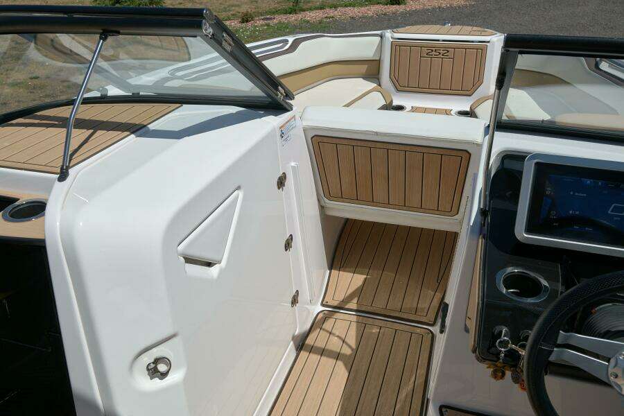 25ft Yamaha Boats Yacht For Sale