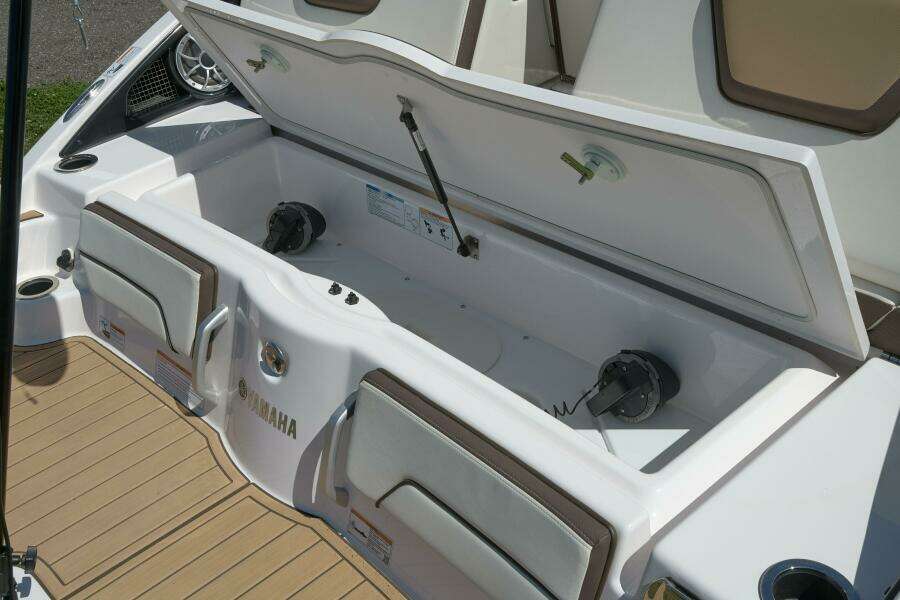 25ft Yamaha Boats Yacht For Sale