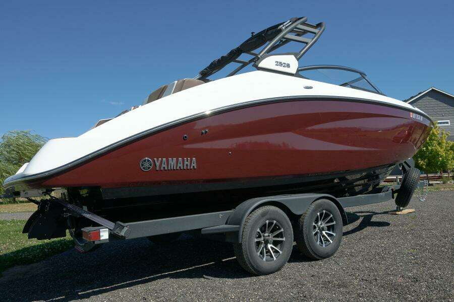 25ft Yamaha Boats Yacht For Sale