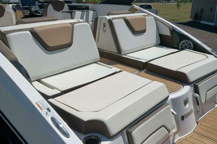 25ft Yamaha Boats Yacht For Sale