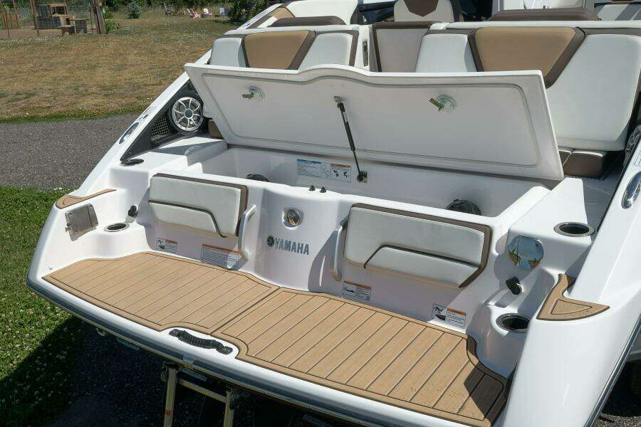 25ft Yamaha Boats Yacht For Sale