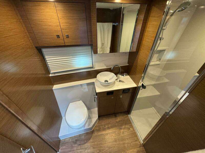 46ft Cruisers Yachts Yacht For Sale