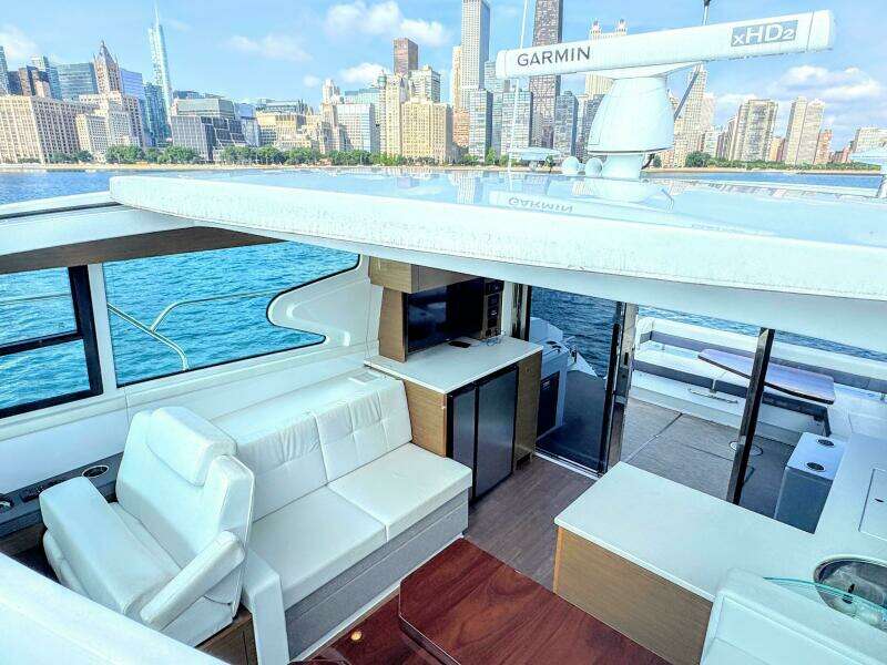 46ft Cruisers Yachts Yacht For Sale