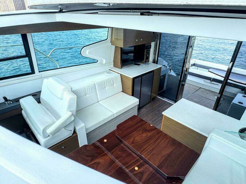 46ft Cruisers Yachts Yacht For Sale