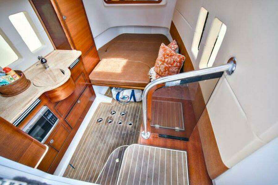 36ft Edgewater Yacht For Sale