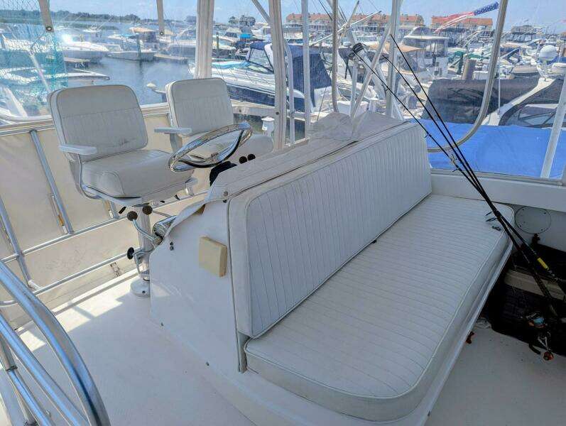36ft Luhrs Yacht For Sale
