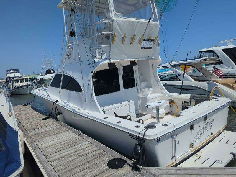 36ft Luhrs Yacht For Sale