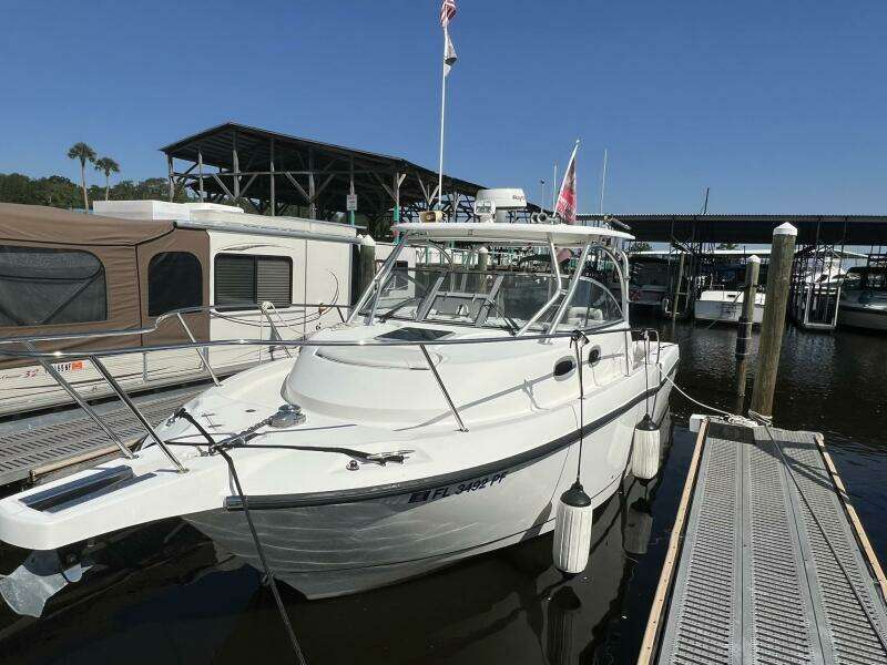 32ft Boston Whaler Yacht For Sale