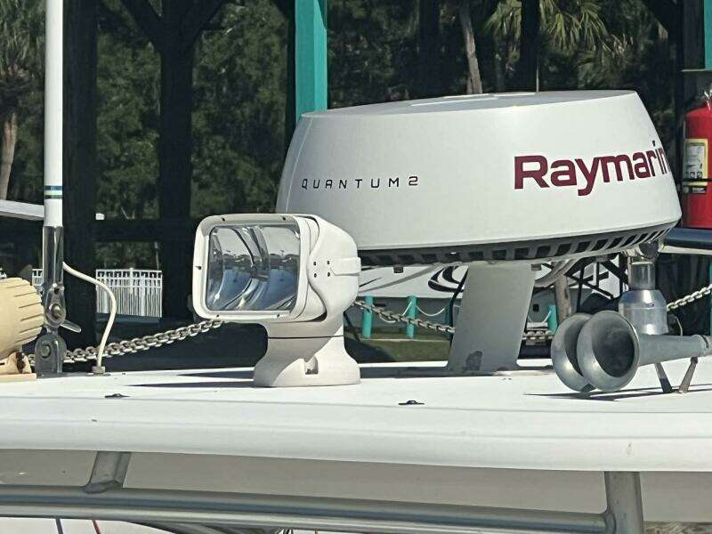 32ft Boston Whaler Yacht For Sale