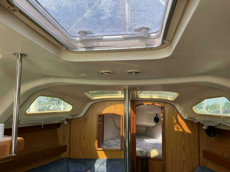 Chip Ahoy 34ft Hunter Yacht For Sale
