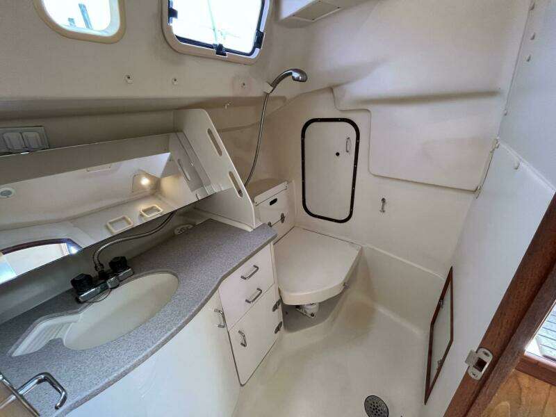 Chip Ahoy 34ft Hunter Yacht For Sale
