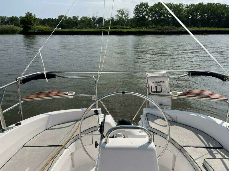 Chip Ahoy 34ft Hunter Yacht For Sale