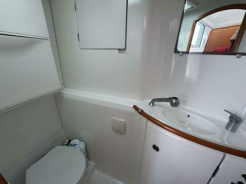 Wylicat 38ft Lagoon Yacht For Sale