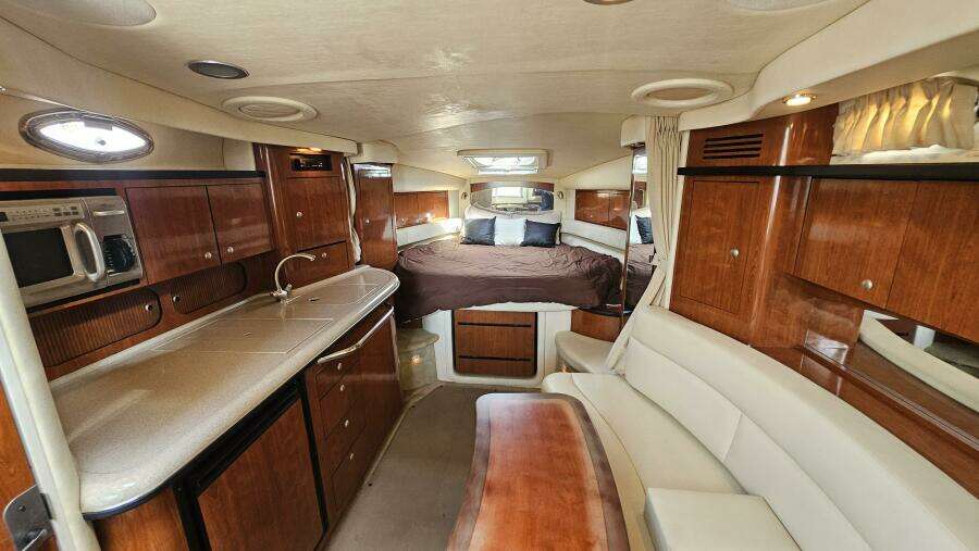 34ft Sea Ray Yacht For Sale