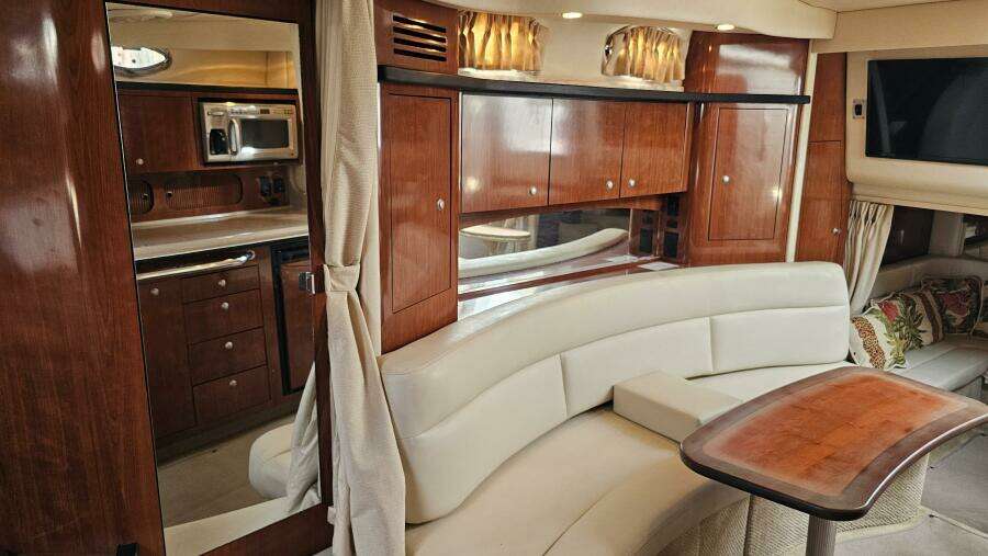 34ft Sea Ray Yacht For Sale