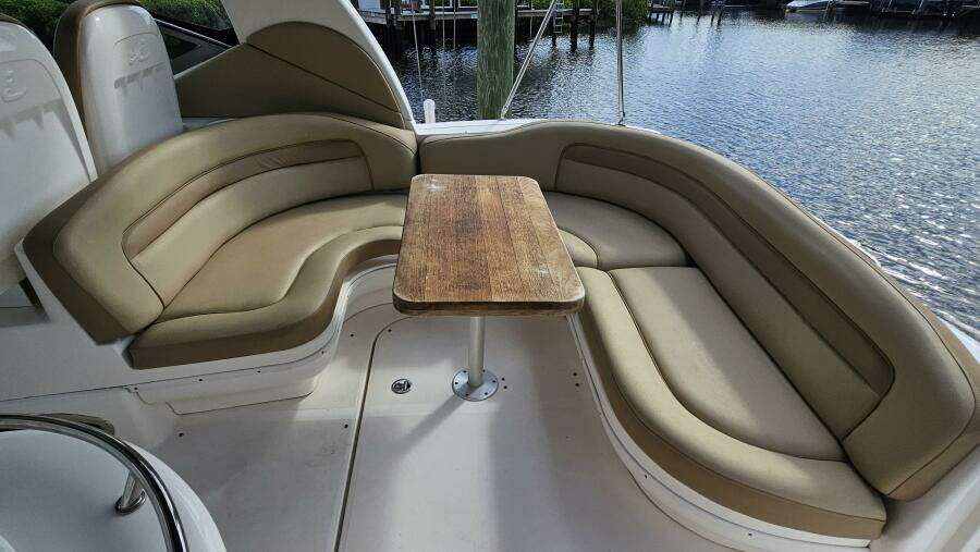 34ft Sea Ray Yacht For Sale