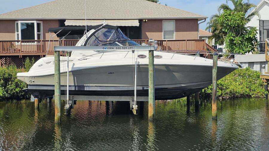 34ft Sea Ray Yacht For Sale