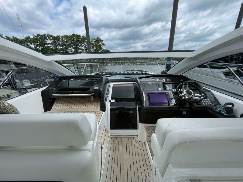 Sonya 48ft Sunseeker Yacht For Sale