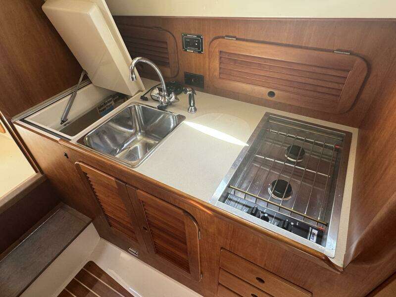 36ft Hinckley Yacht For Sale
