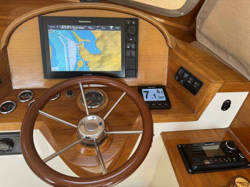 36ft Hinckley Yacht For Sale