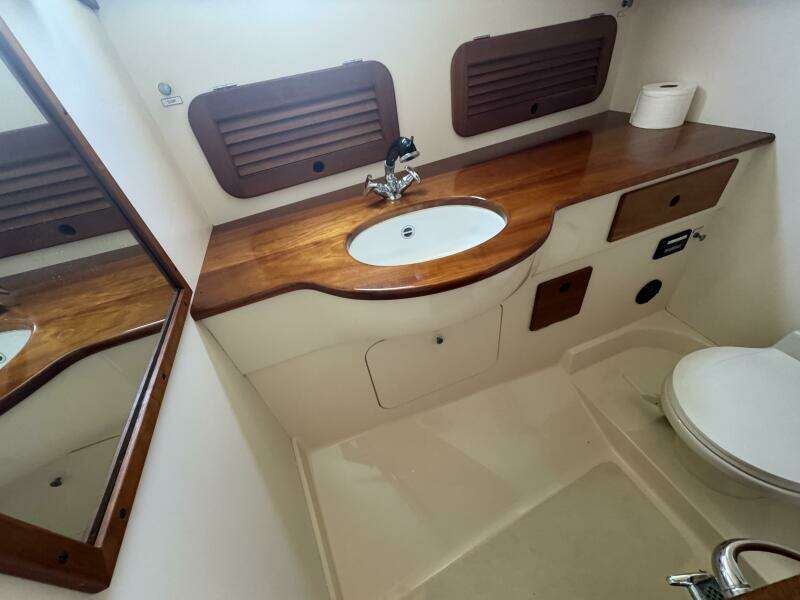 36ft Hinckley Yacht For Sale