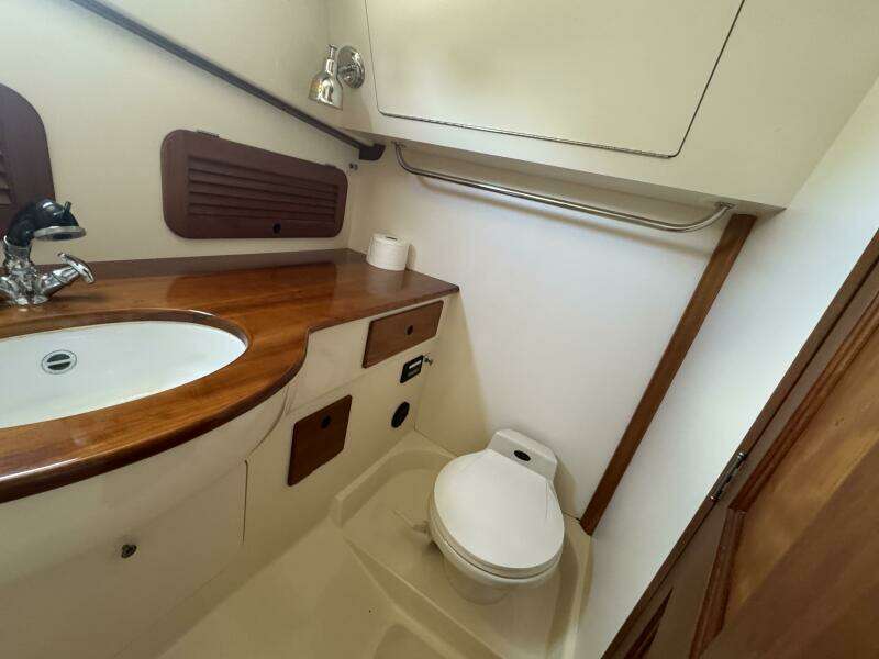 36ft Hinckley Yacht For Sale