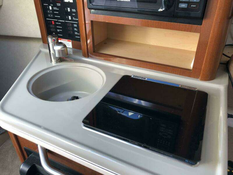 SANDY 25ft Sea Ray Yacht For Sale