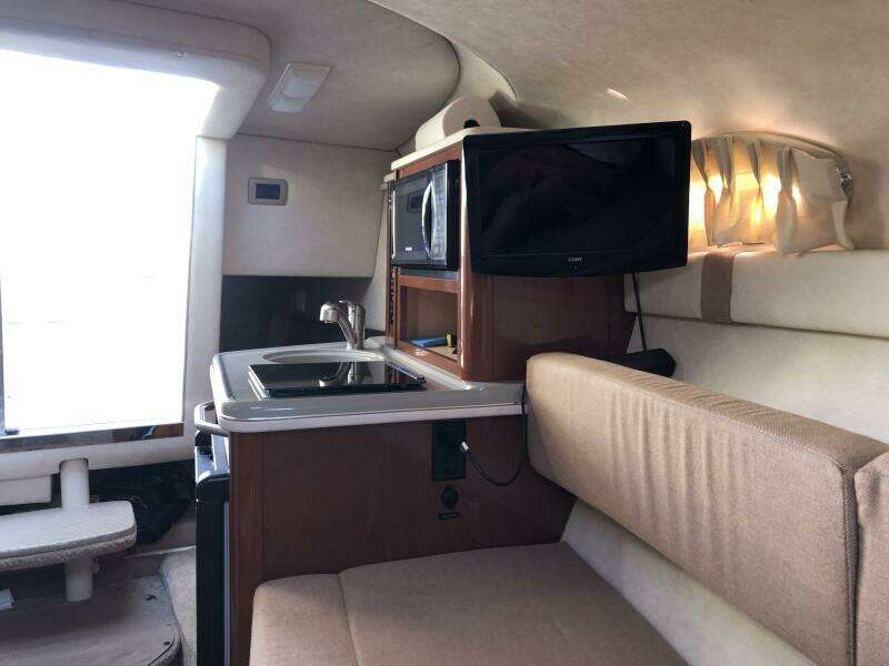 SANDY 25ft Sea Ray Yacht For Sale