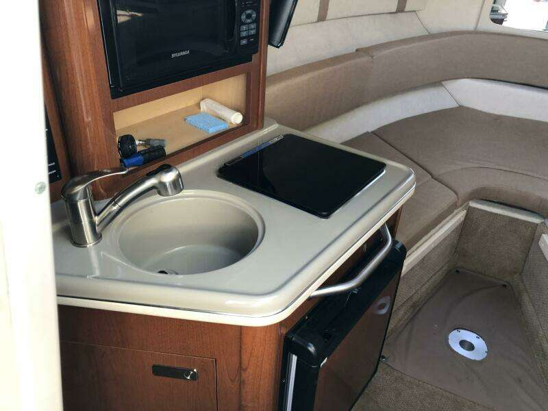 SANDY 25ft Sea Ray Yacht For Sale
