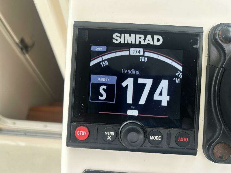 30ft Pursuit Yacht For Sale