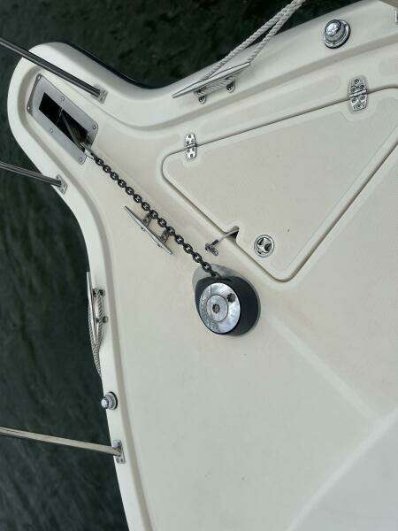 30ft Pursuit Yacht For Sale
