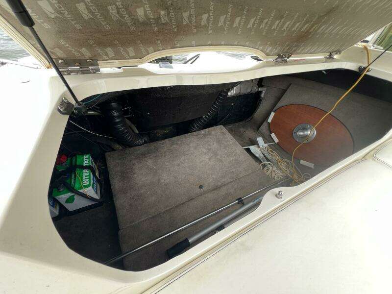 24ft Stingray Yacht For Sale