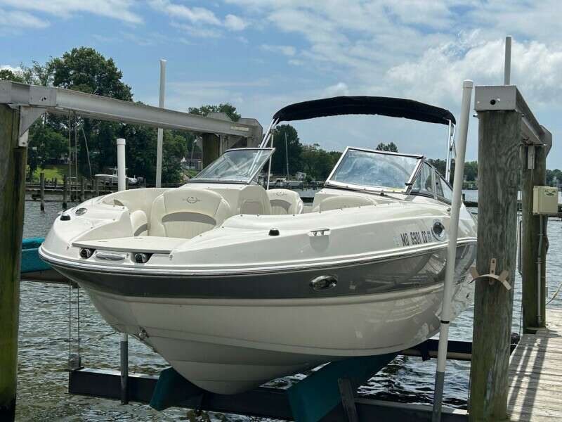 24ft Stingray Yacht For Sale