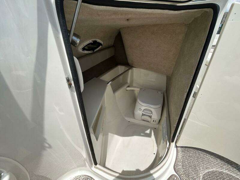 24ft Stingray Yacht For Sale