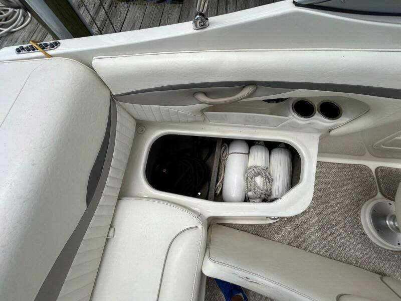 24ft Stingray Yacht For Sale